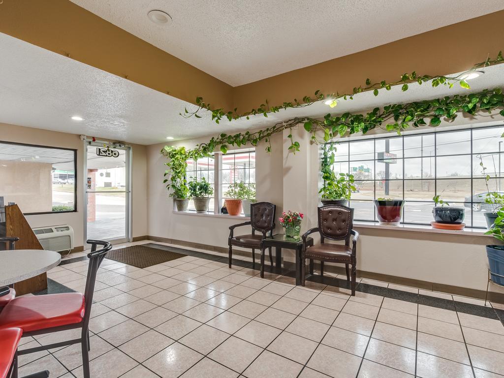 Travelers Inn Midwest City Zewnętrze zdjęcie