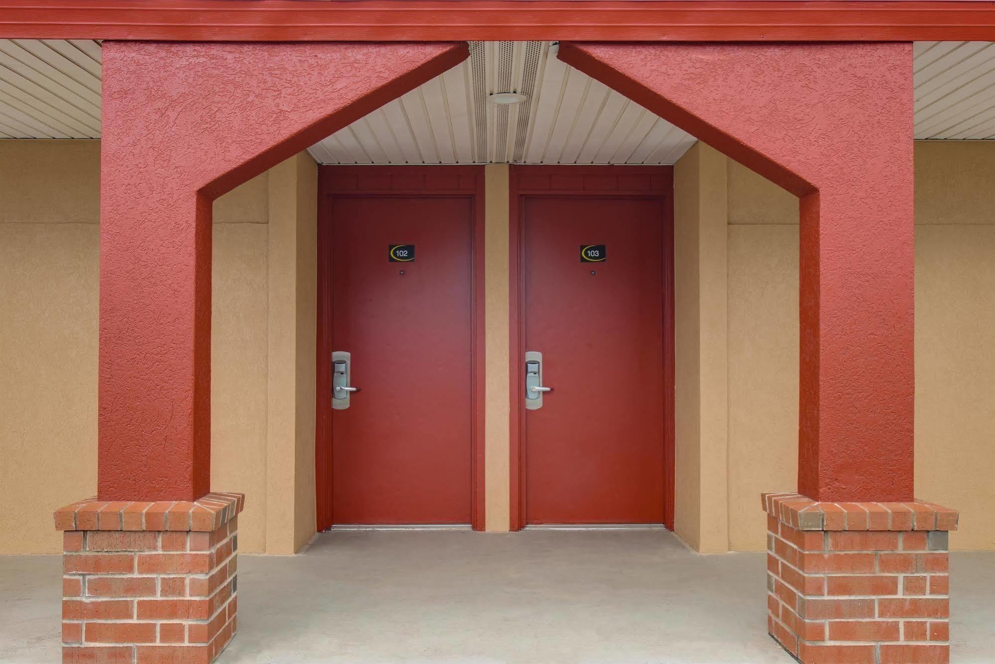 Travelers Inn Midwest City Zewnętrze zdjęcie