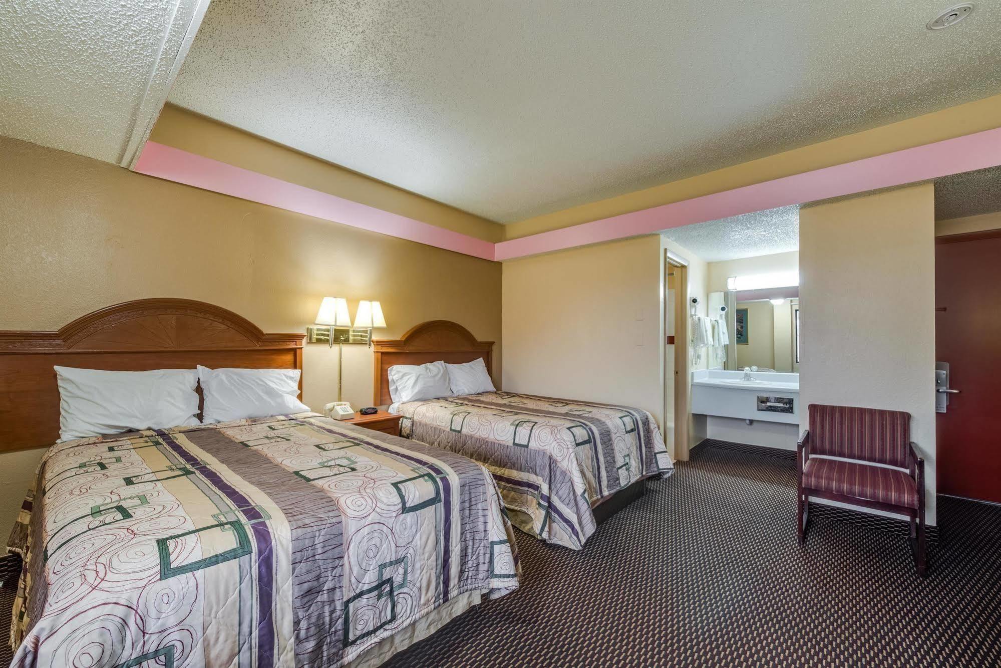 Travelers Inn Midwest City Zewnętrze zdjęcie
